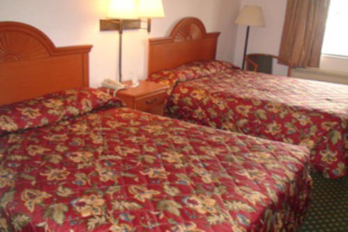 Westmont Inn - Lakeland Room photo